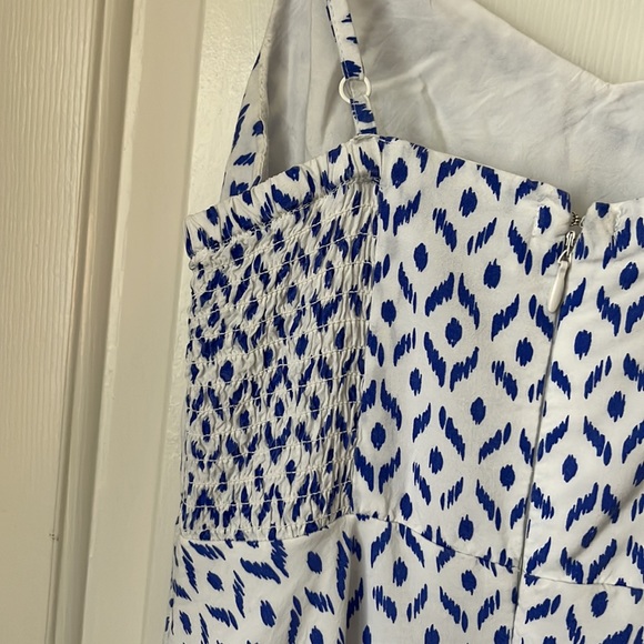 Old Navy A-line patterned dress - Picture 2 of 4